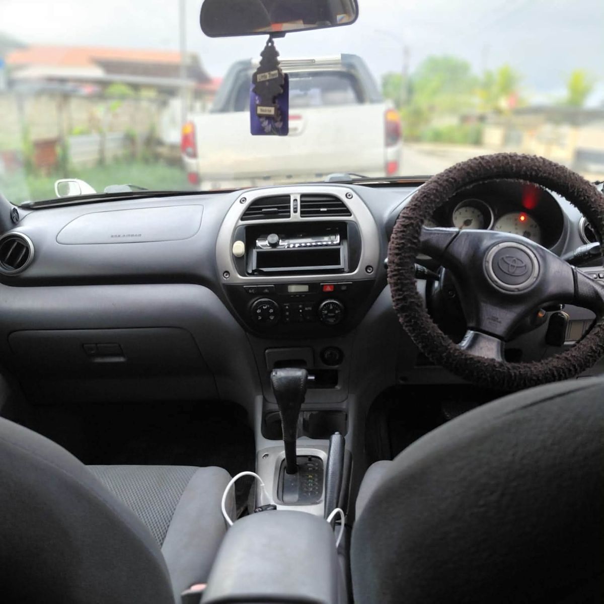 Toyota RAV4 (2006) – 2000cc & In Topstaat (Gekeurd) - afbeelding 4