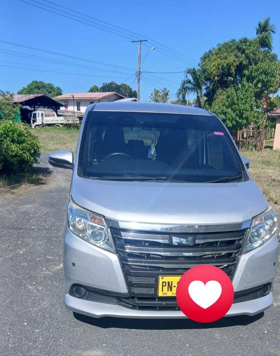 Toyota Noah (2015) – Te Koop