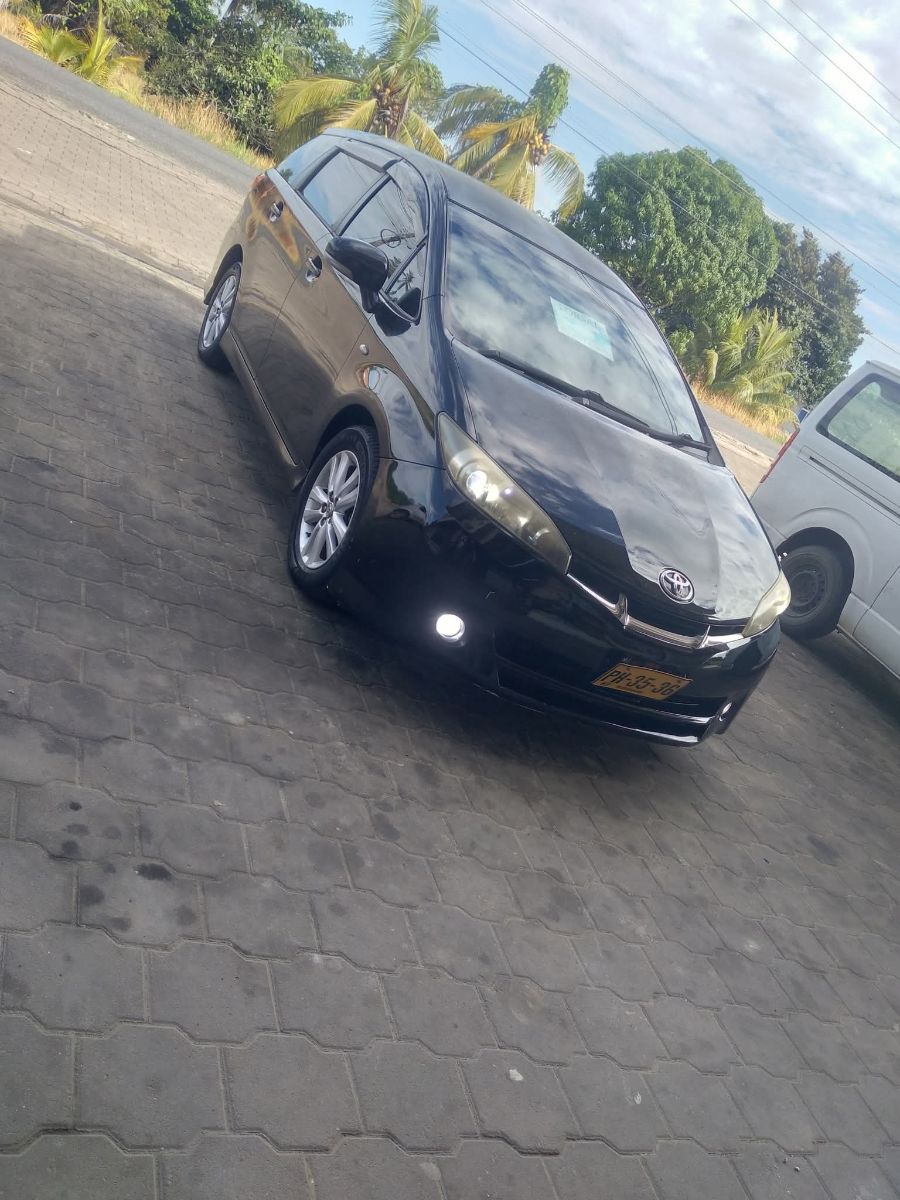 Toyota Wish (2009) – In Zeer Goede Staat - afbeelding 4