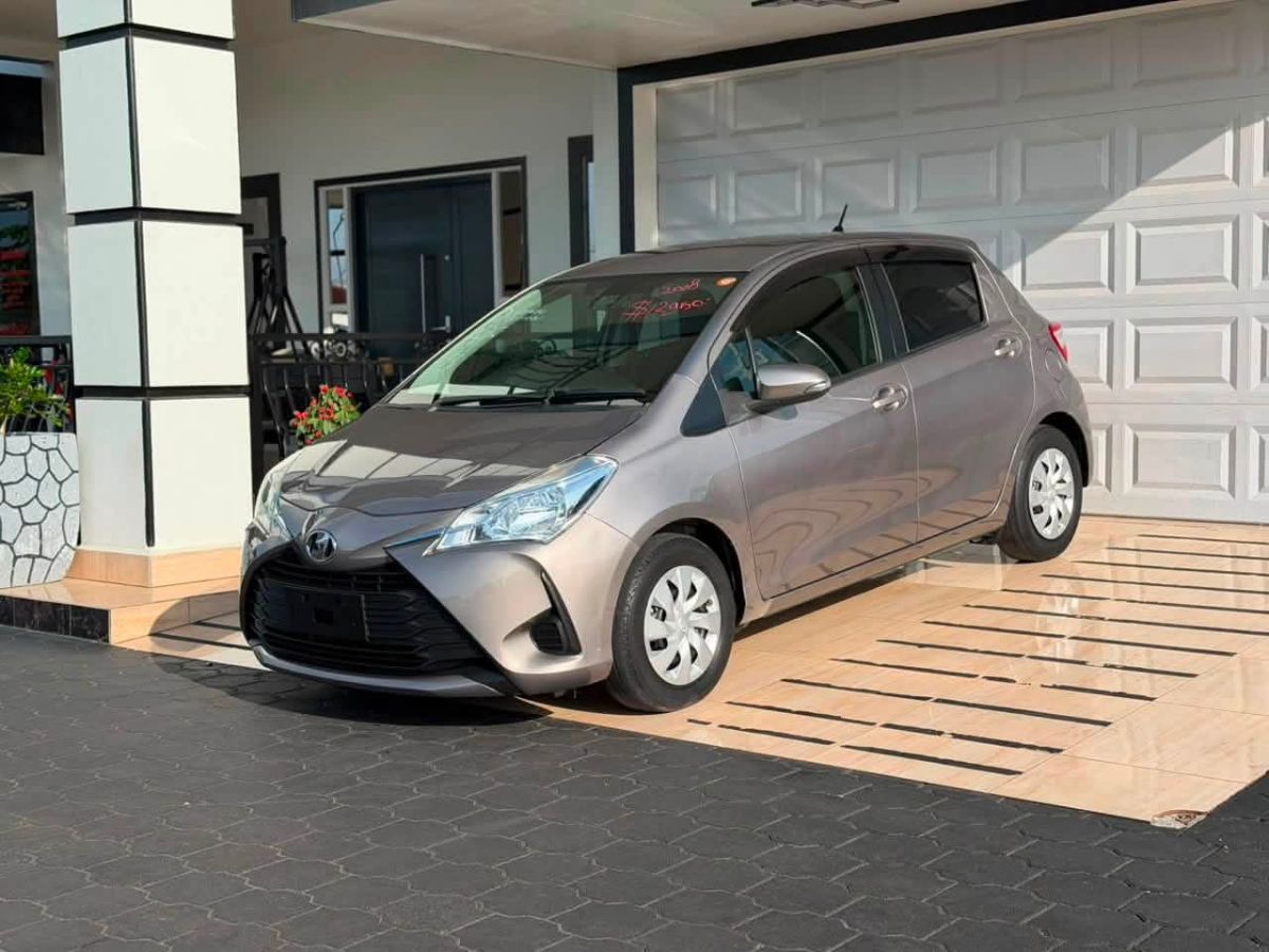Toyota Vitz (2018) โ Nieuw Binnen