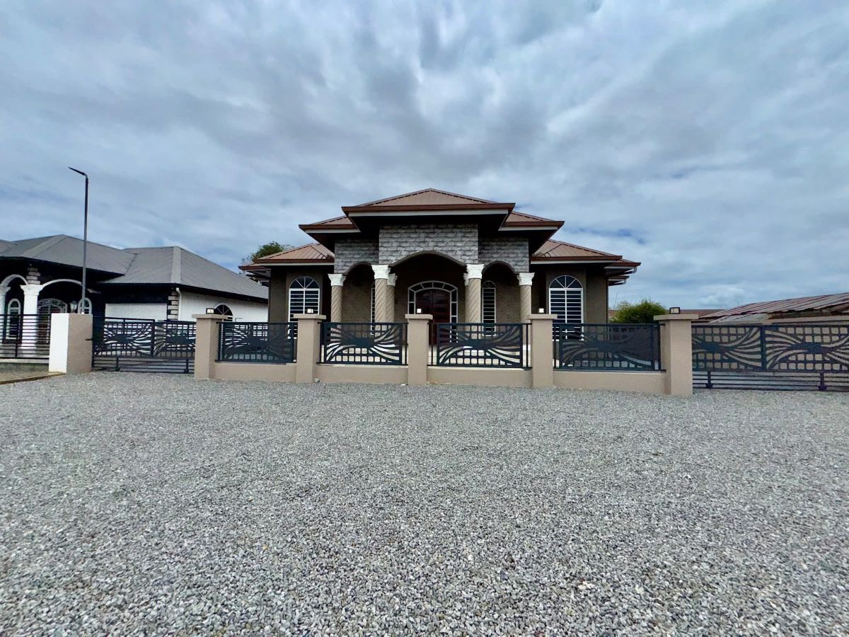 Luxe Nieuwbouwwoning Sleutelklaar Te Koop