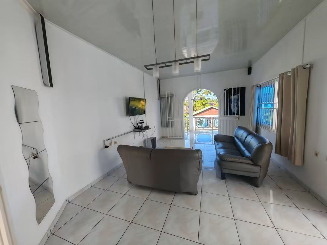 Gemeubileerd 2-Kamer Appartement Te Huur – Kwatta - afbeelding 2