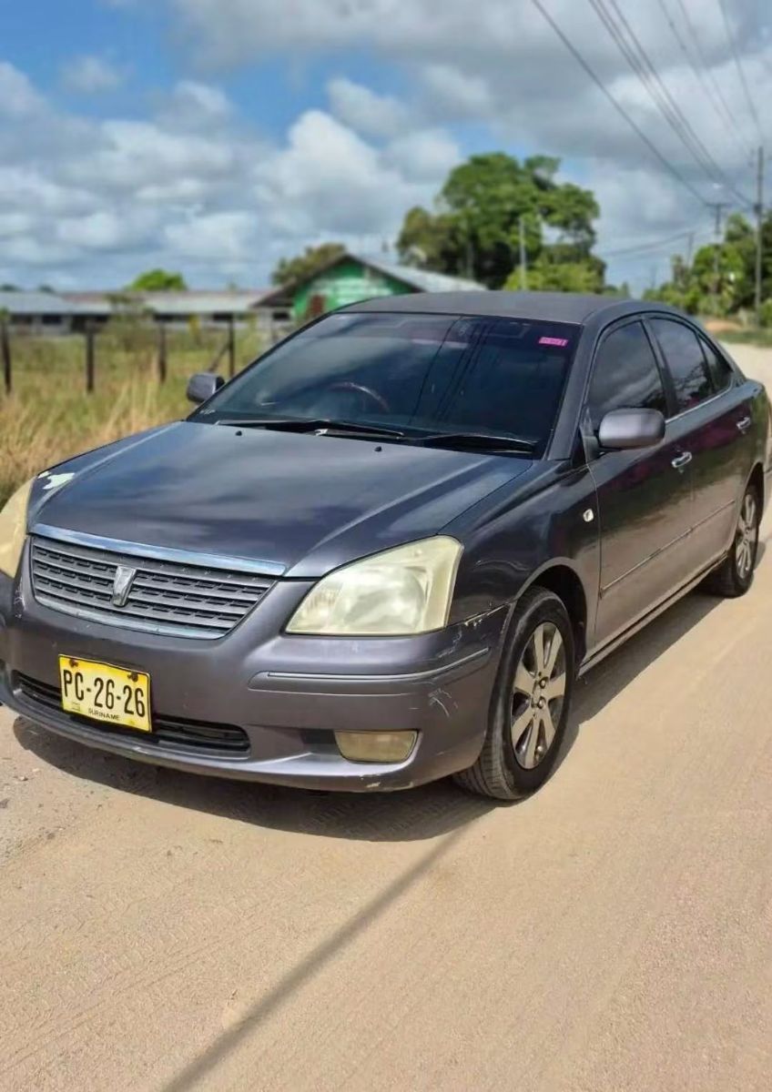 Toyota Premio 2004 Te Koop – USD $2.850