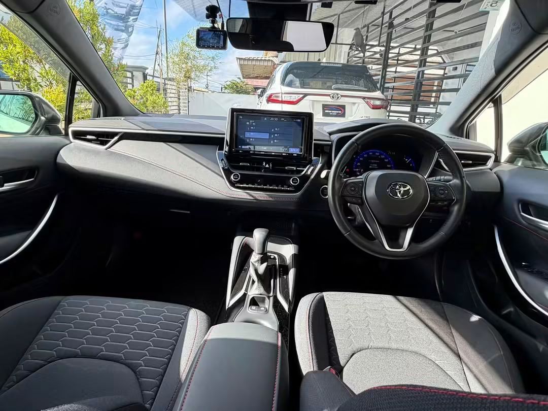 PAS INGEVOERD! Toyota Corolla Sport 2019 | Modellista | USD 19.750 - afbeelding 3