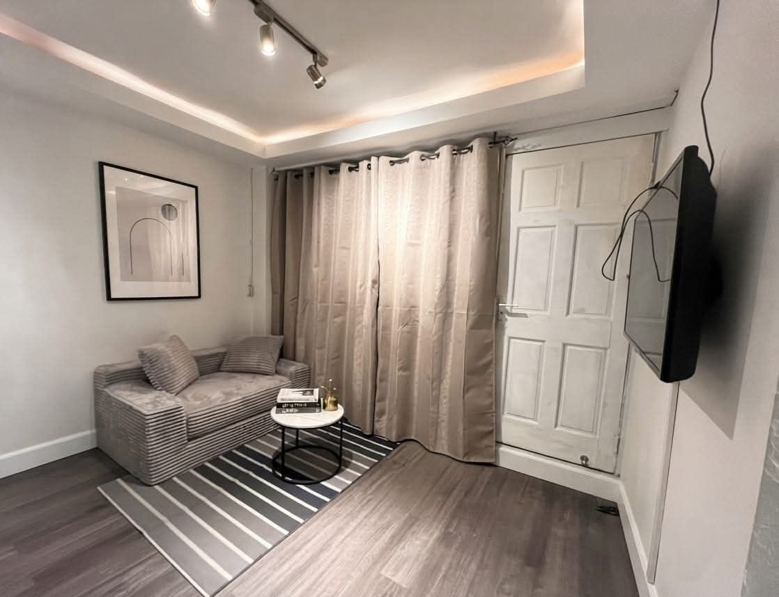 Volledig Ingericht Studio Appartement te Huur
