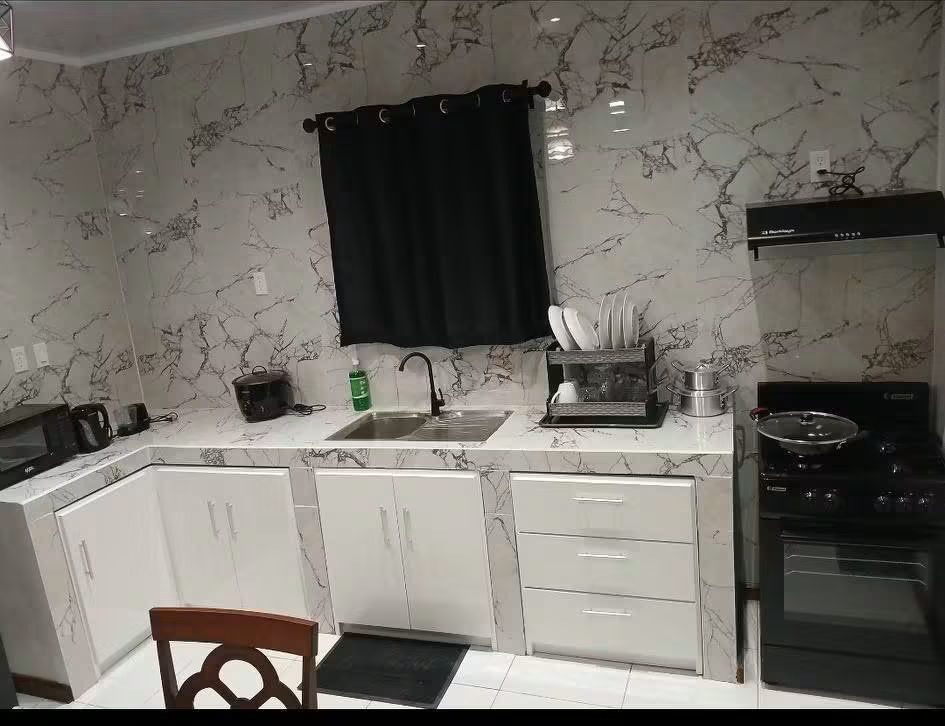 Kalloe Appartement – Gemeubileerd Appartement Te Huur Vakantiegangers - afbeelding 2