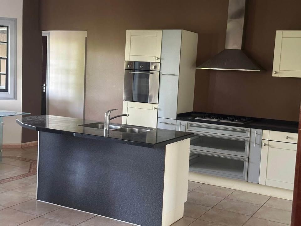 Ruime Huurwoning met Zolder te Huur – Palm Village, Commewijne - afbeelding 3
