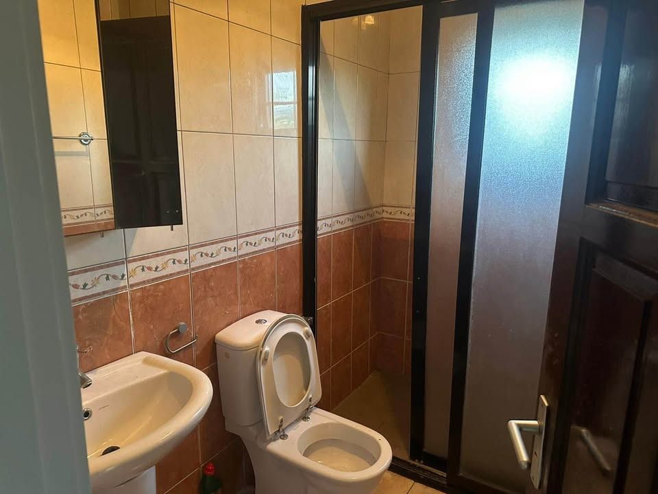 Ruime Huurwoning met Zolder te Huur – Palm Village, Commewijne - afbeelding 5