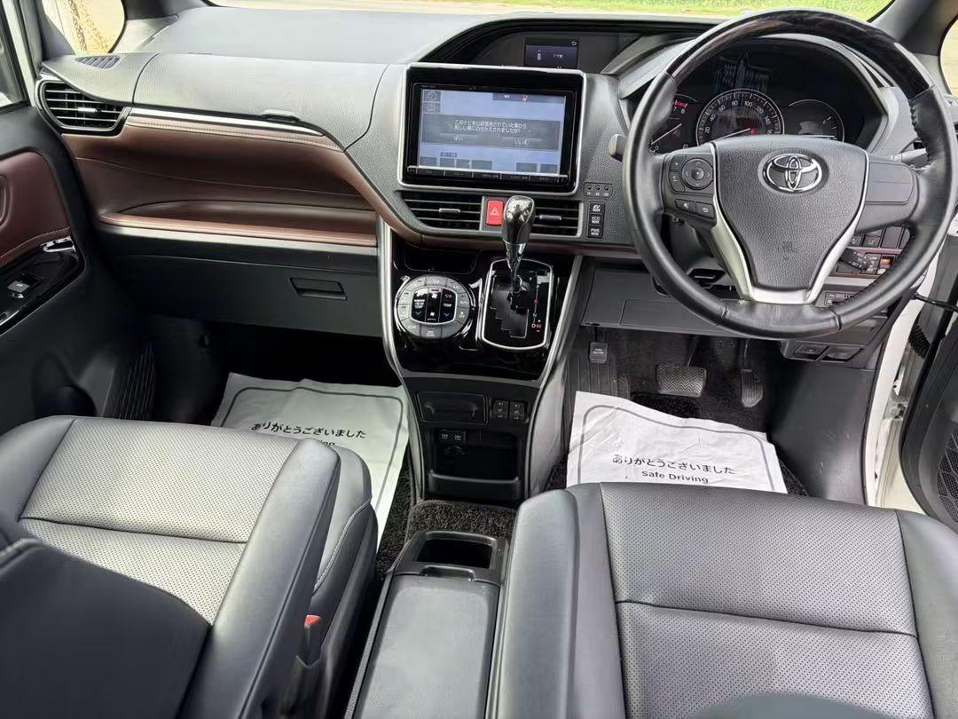 Toyota Esquire 2019 – Fresh Arrival uit Japan 🇯🇵🔥 - afbeelding 3