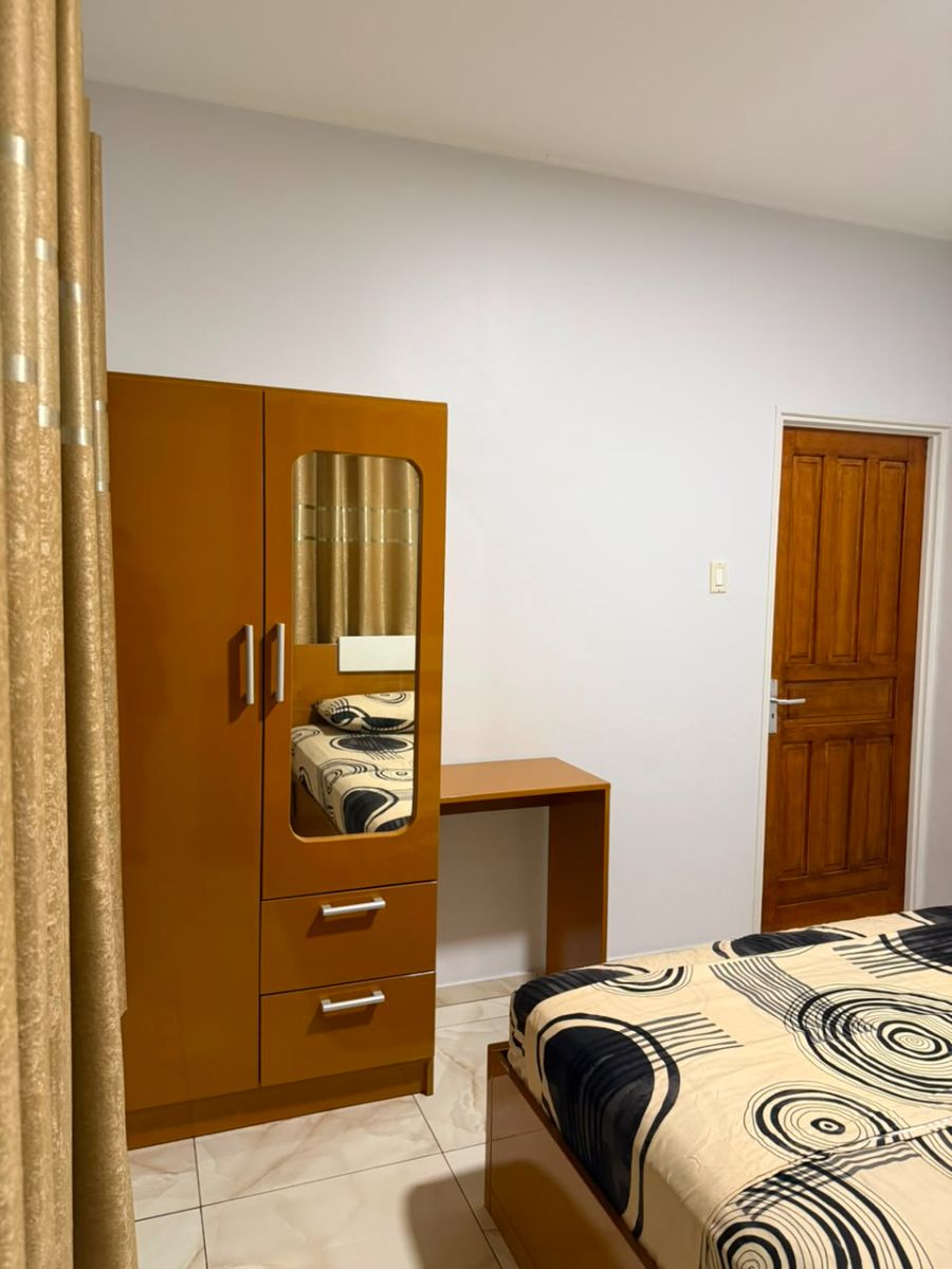 Modern gemeubileerd 2-slaapkamer appartement te huur - afbeelding 2